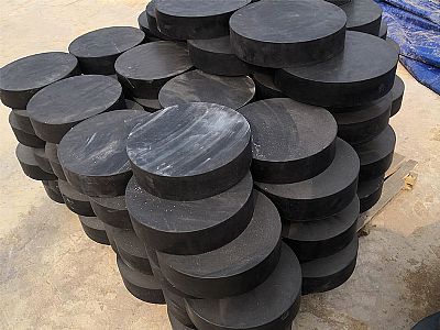 咸阳板式橡胶支座由若干层橡胶片与薄钢板经加压硫化
